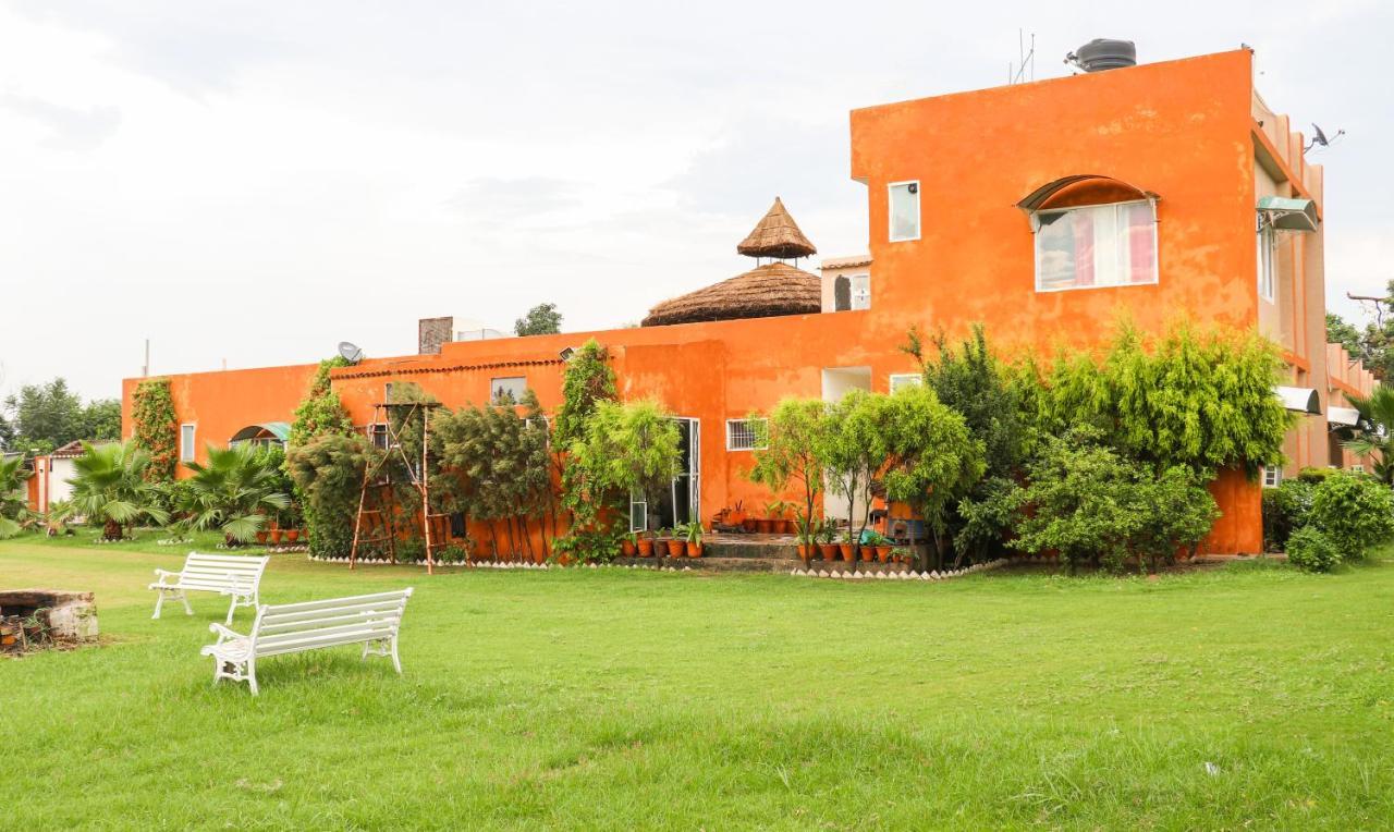 The Baghban Hotel & Resort, Baddi Exterior foto