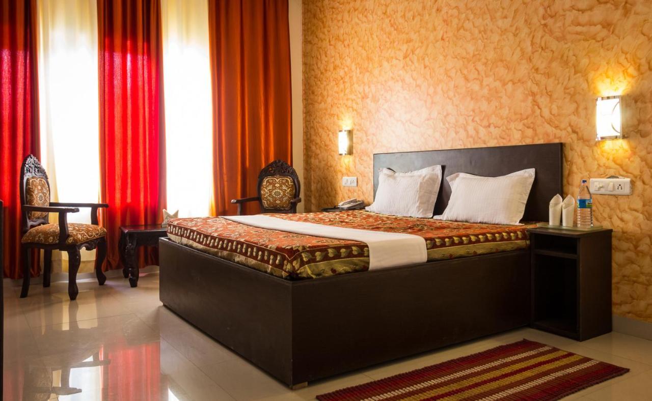 The Baghban Hotel & Resort, Baddi Exterior foto